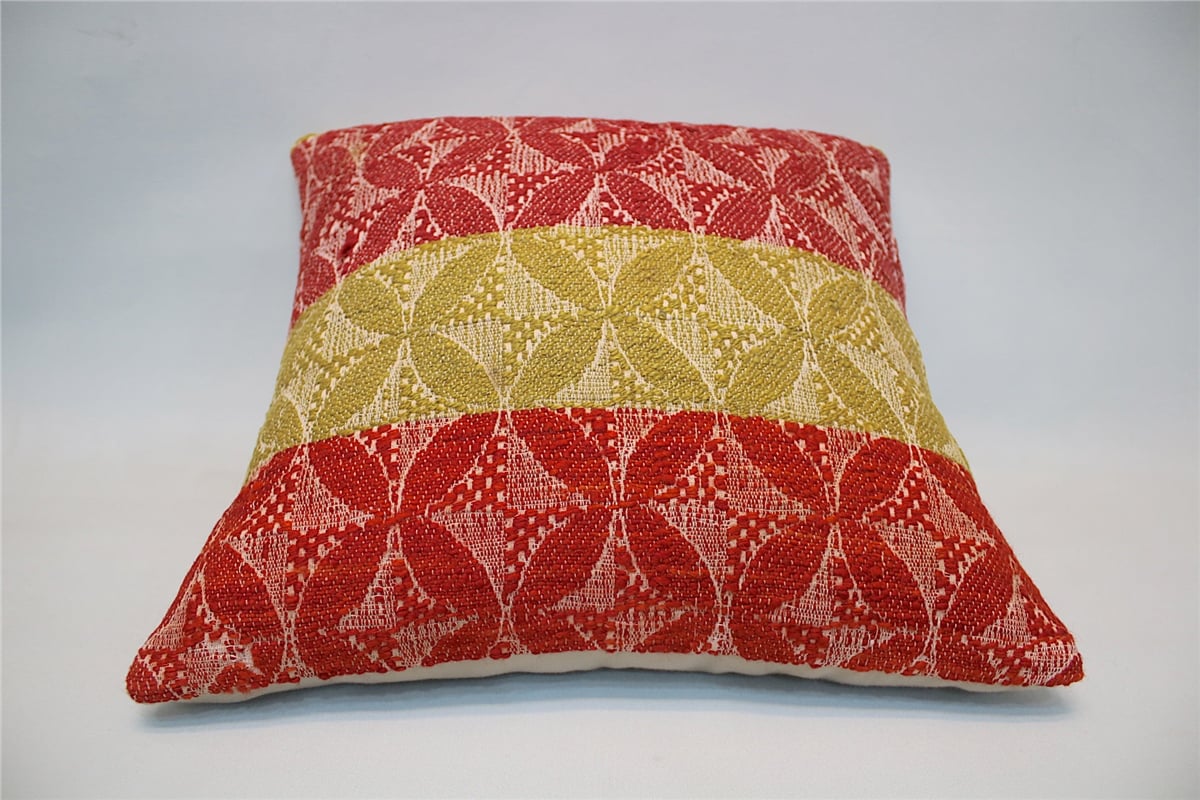 16x16 feet (40x40 cm) Kilim Pillow