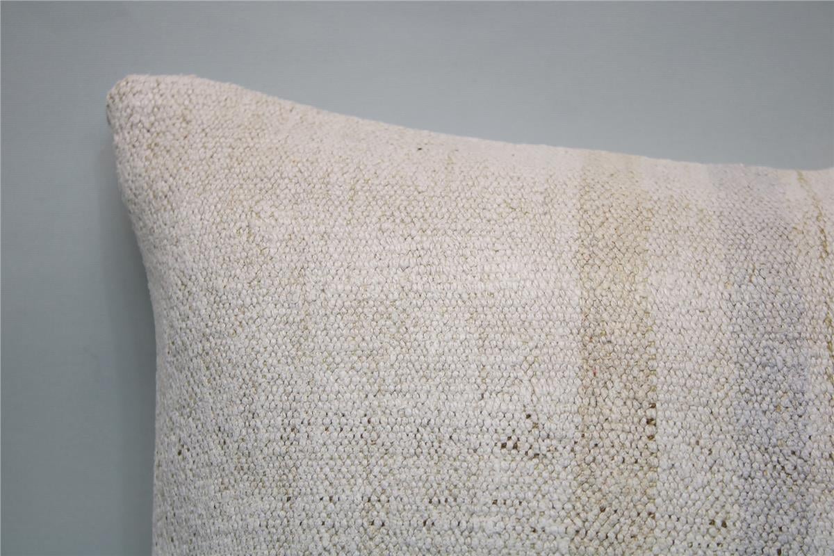 16x16 feet (40x40 cm) Kilim Pillow