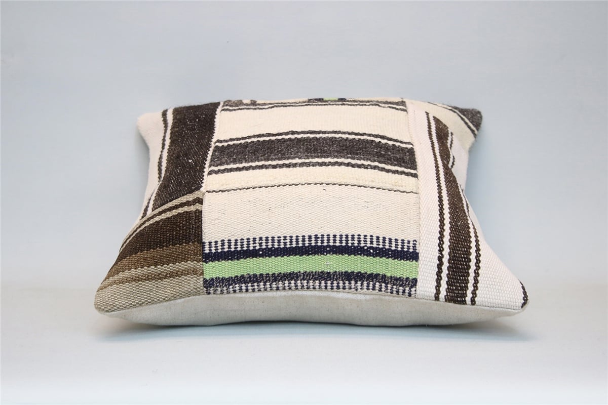 16x16 feet (40x40 cm) Kilim Pillow