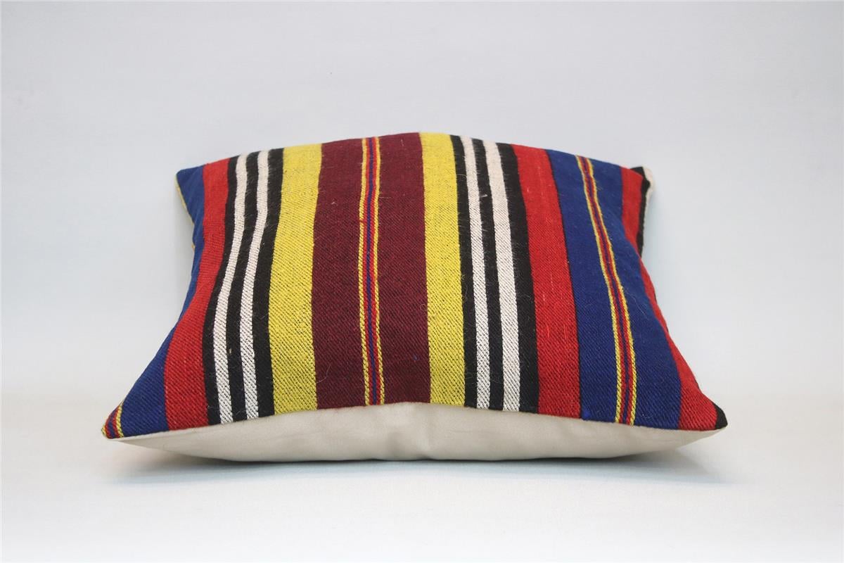 16x16 feet (40x40 cm) Kilim Pillow
