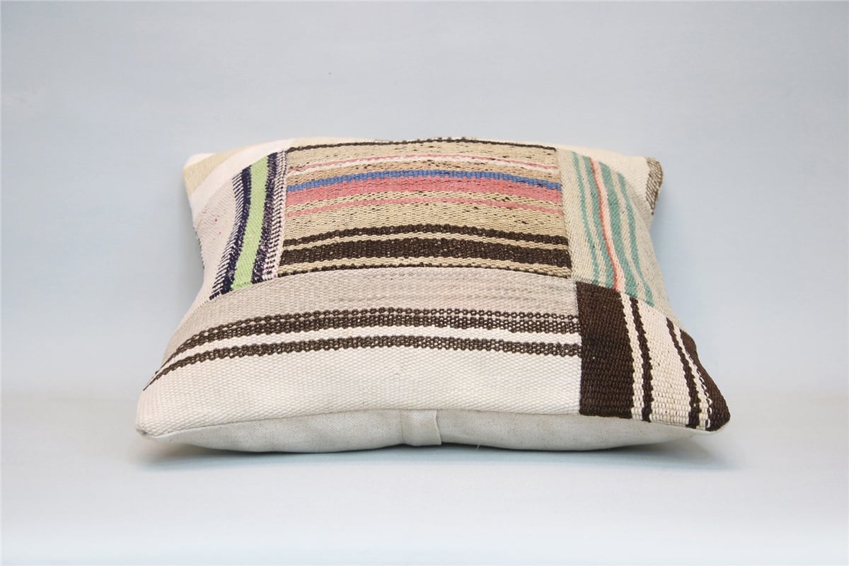 16x16 feet (40x40 cm) Kilim Pillow