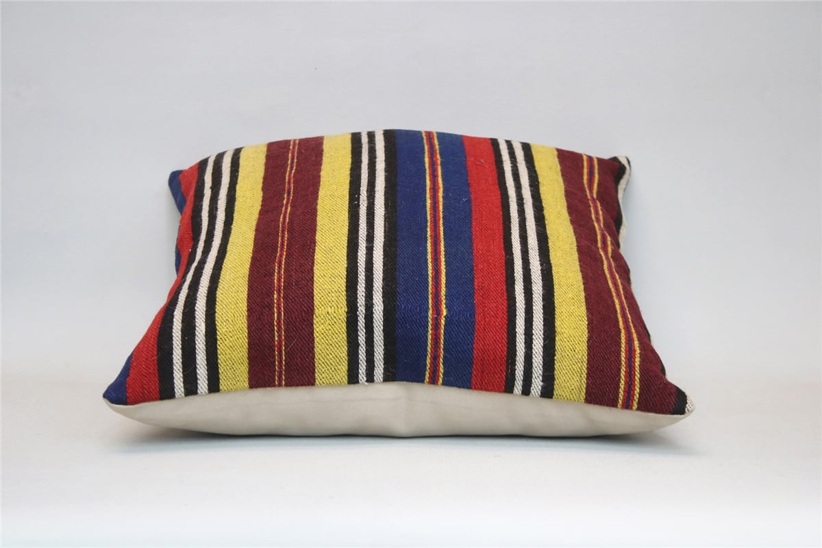 16x16 feet (40x40 cm) Kilim Pillow