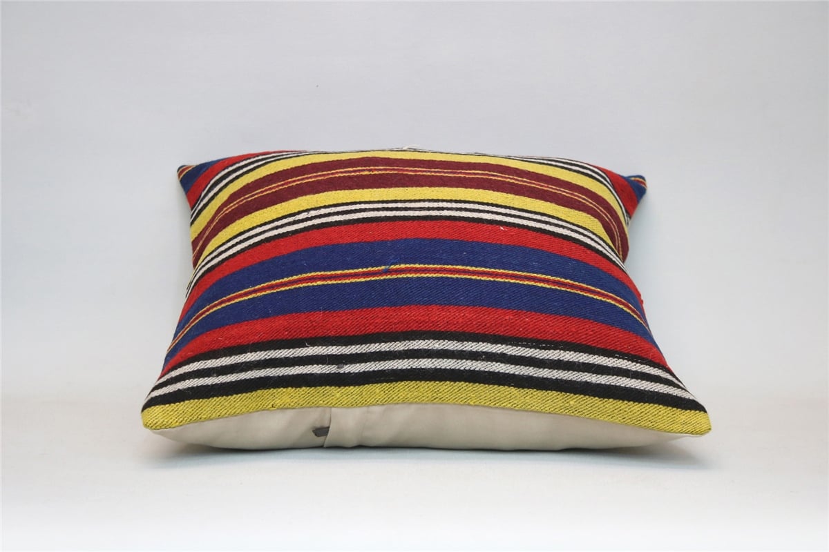 16x16 feet (40x40 cm) Kilim Pillow