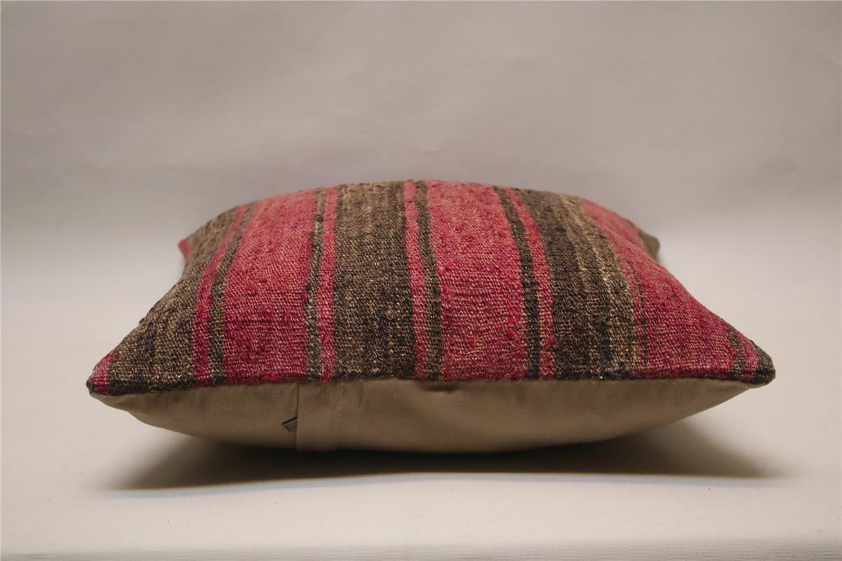 16x16 feet (40x40 cm) Kilim Pillow
