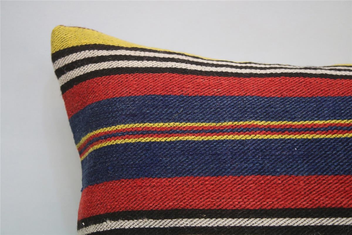 16x16 feet (40x40 cm) Kilim Pillow