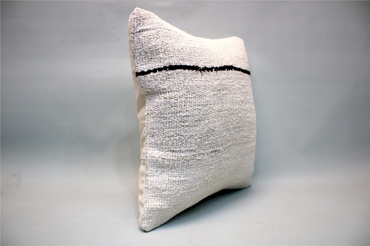 16x16 feet (40x40 cm) Kilim Pillow