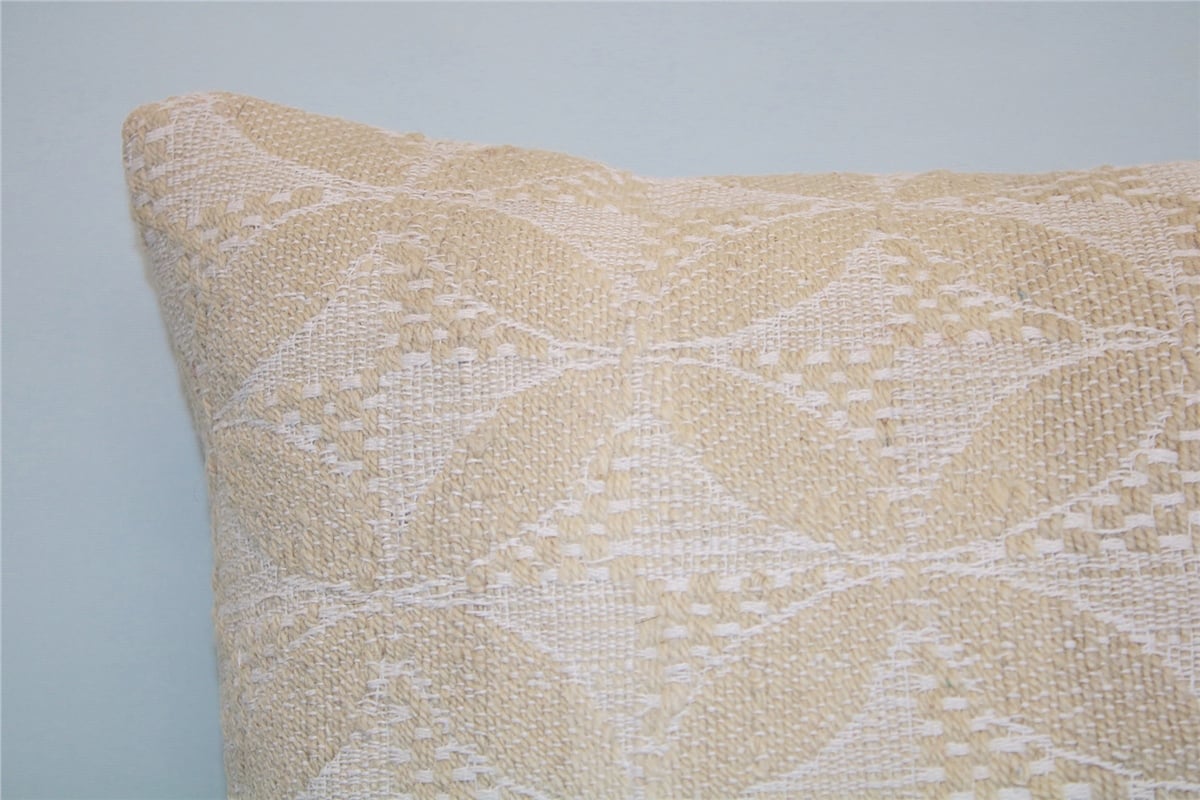 16x16 feet (40x40 cm) Kilim Pillow