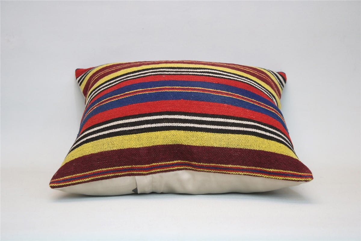 16x16 feet (40x40 cm) Kilim Pillow