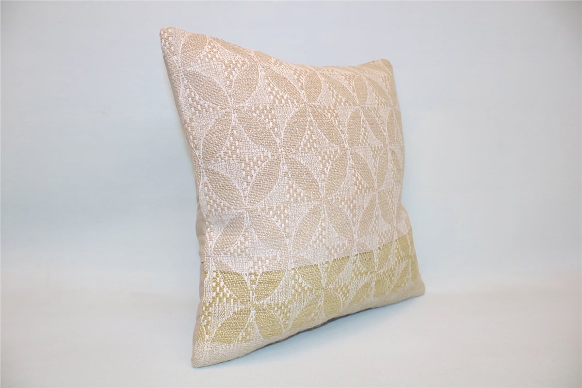 16x16 feet (40x40 cm) Kilim Pillow