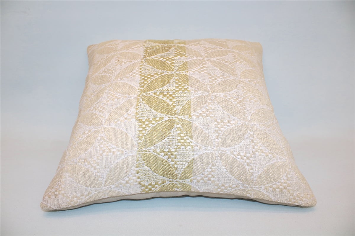 16x16 feet (40x40 cm) Kilim Pillow