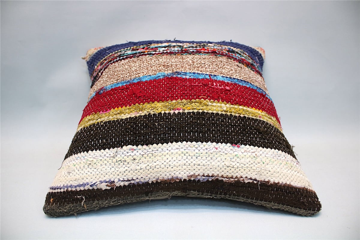 16x16 feet (40x40 cm) Kilim Pillow