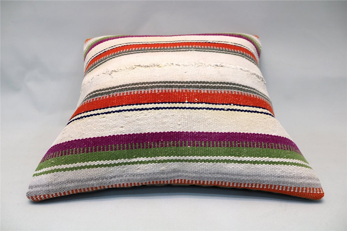 16x16 feet (40x40 cm) Kilim Pillow