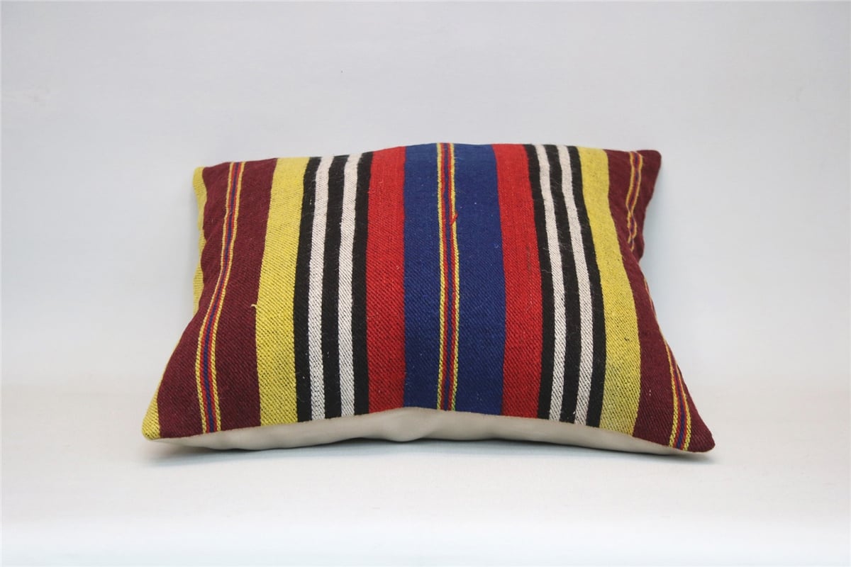 16x16 feet (40x40 cm) Kilim Pillow
