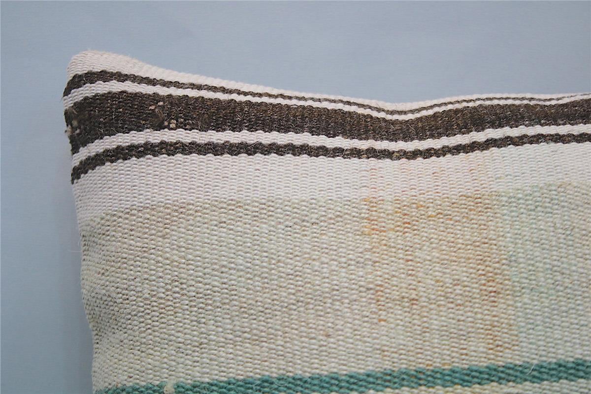 16x16 feet (40x40 cm) Kilim Pillow