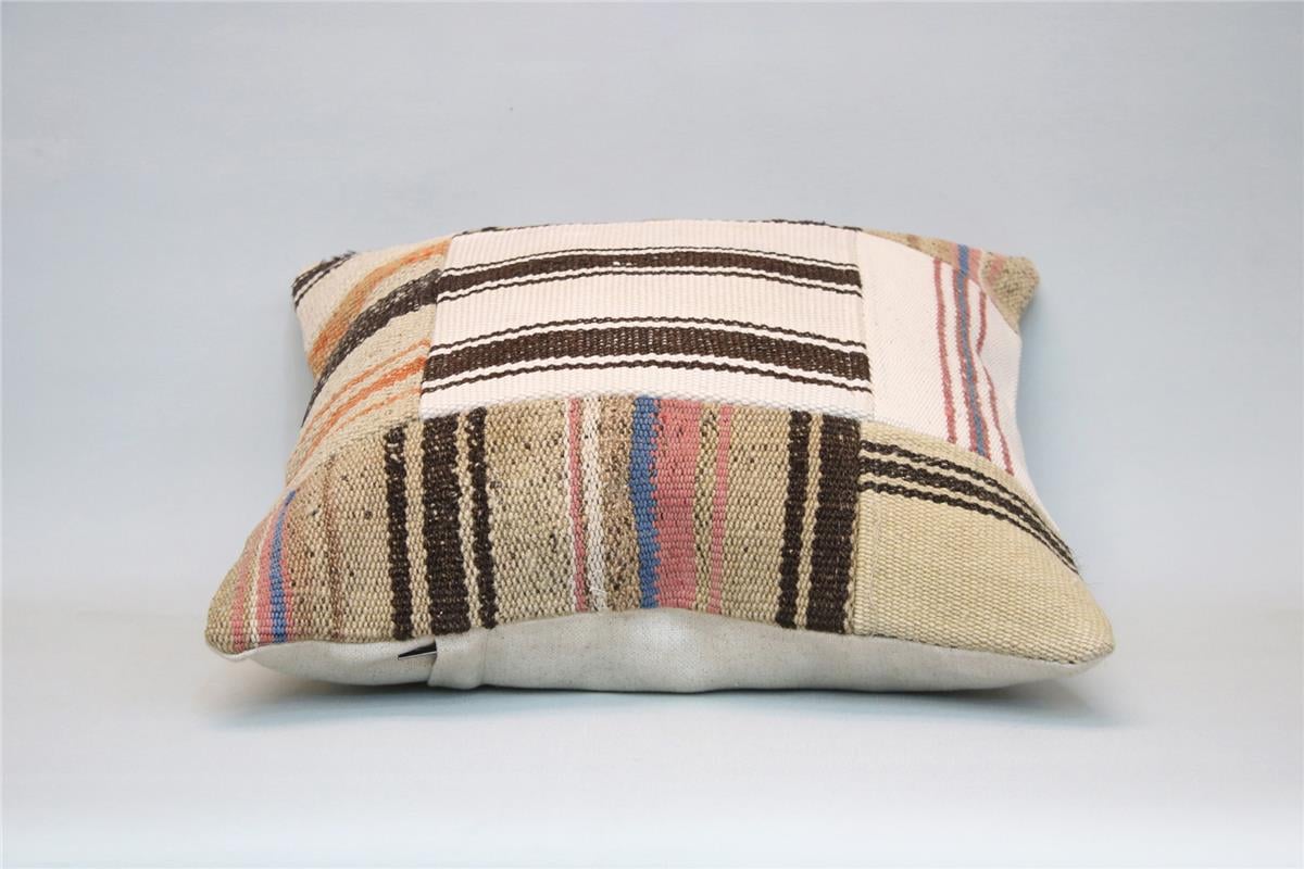 16x16 feet (40x40 cm) Kilim Pillow
