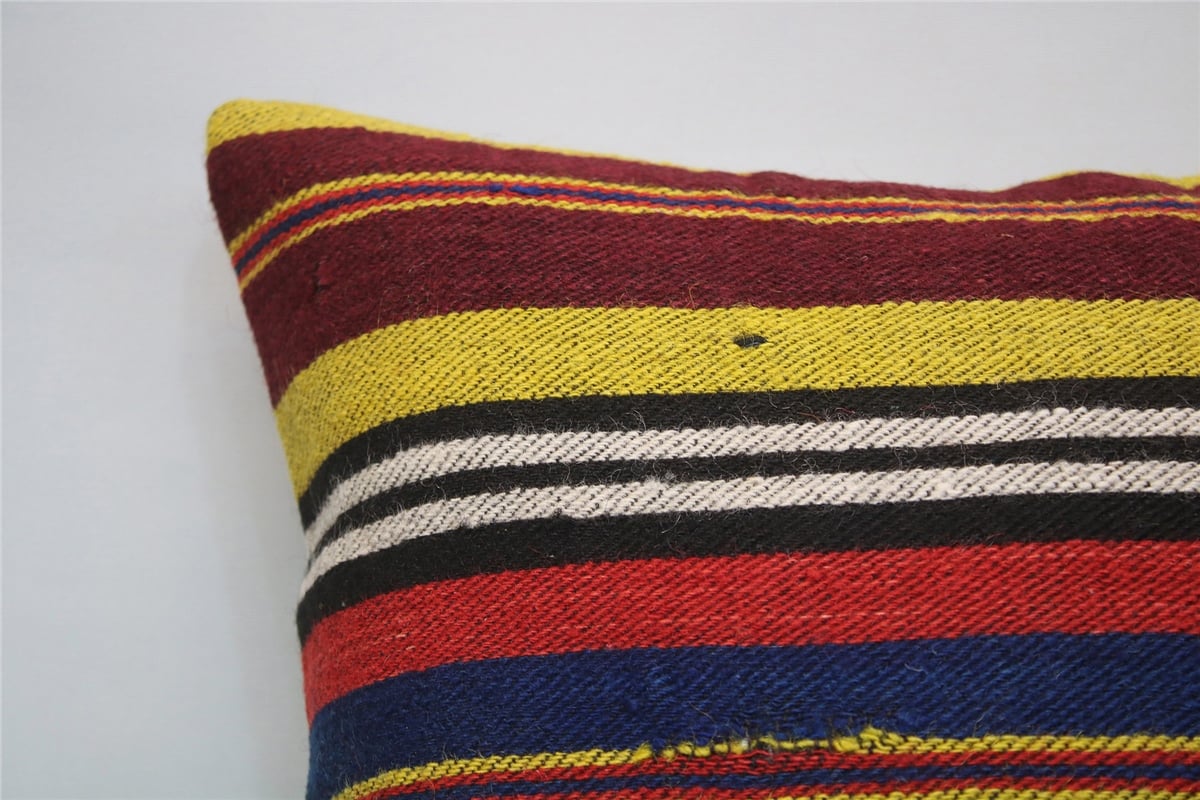 16x16 feet (40x40 cm) Kilim Pillow