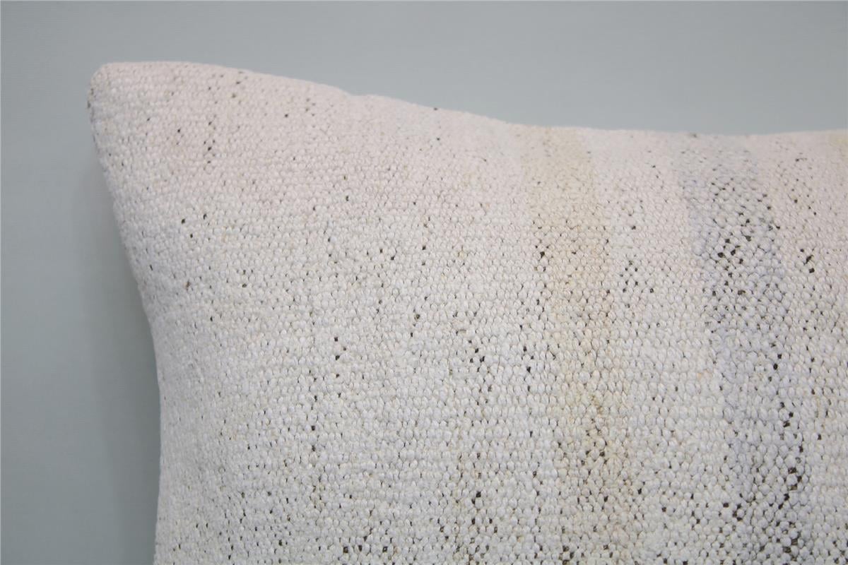 16x16 feet (40x40 cm) Kilim Pillow