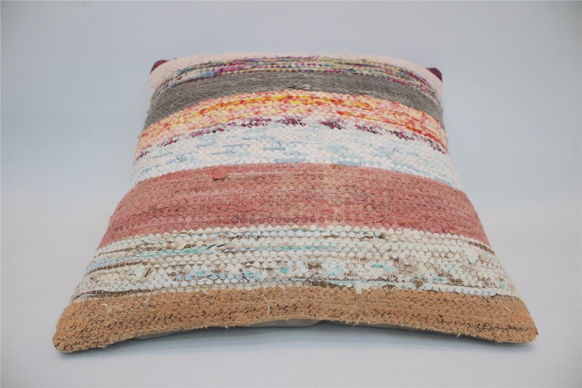 16x16 feet (40x40 cm) Kilim Pillow