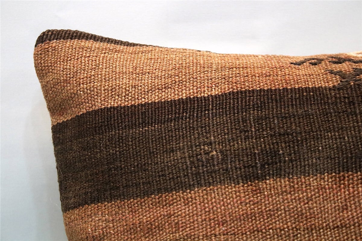16x16 feet (40x40 cm) Kilim Pillow