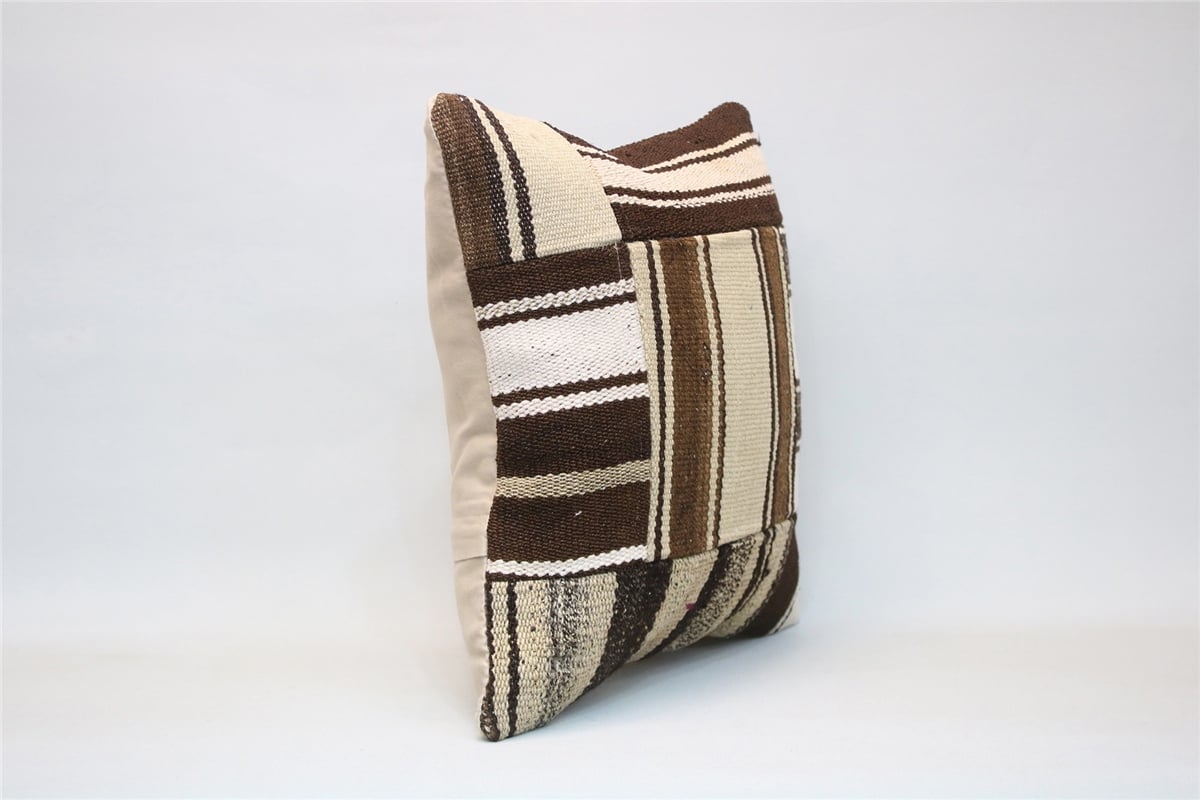 16x16 feet (40x40 cm) Kilim Pillow