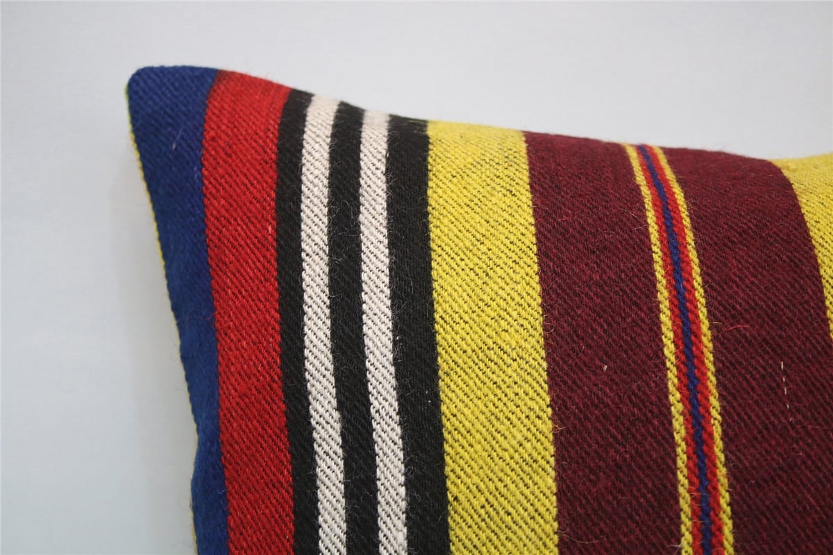 16x16 feet (40x40 cm) Kilim Pillow