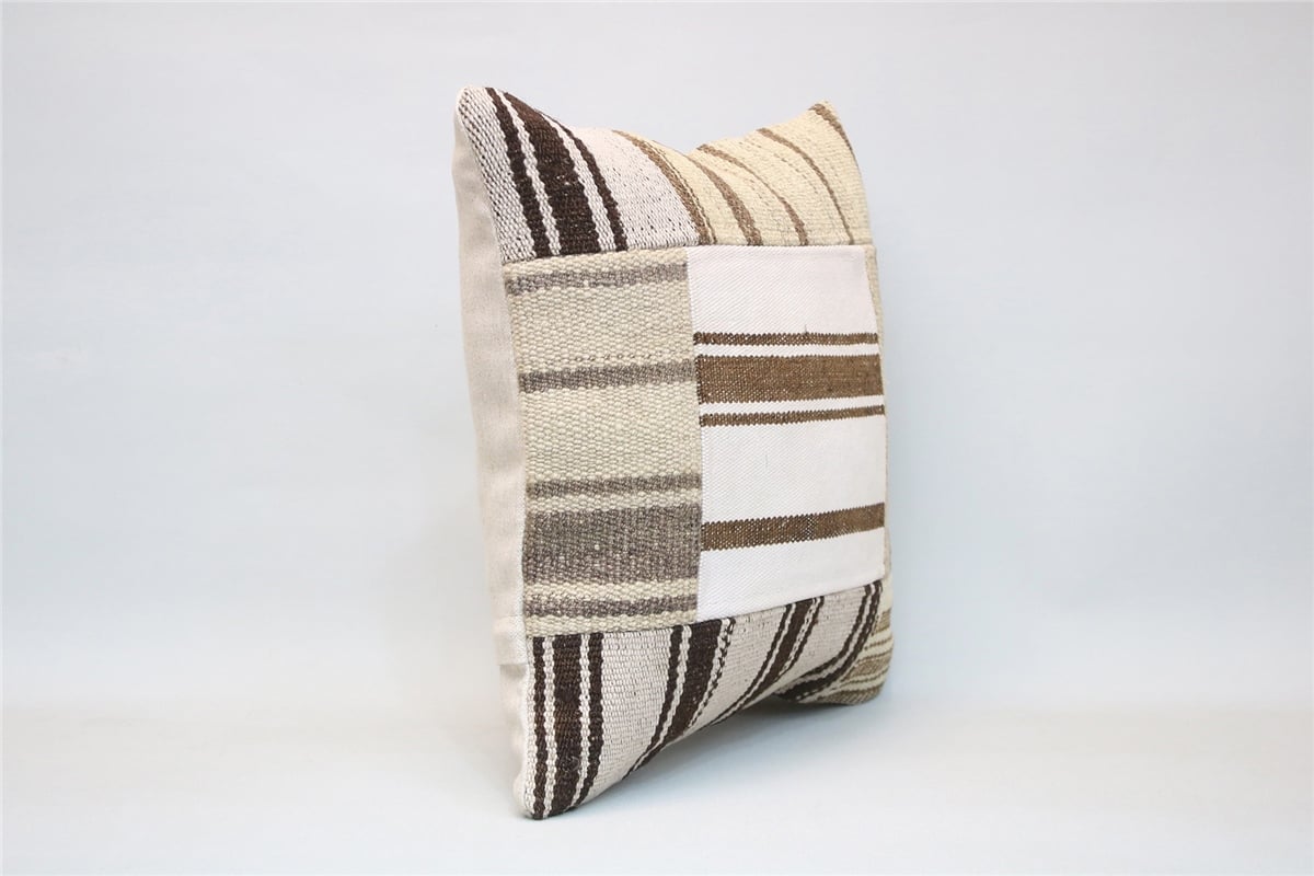 16x16 feet (40x40 cm) Kilim Pillow