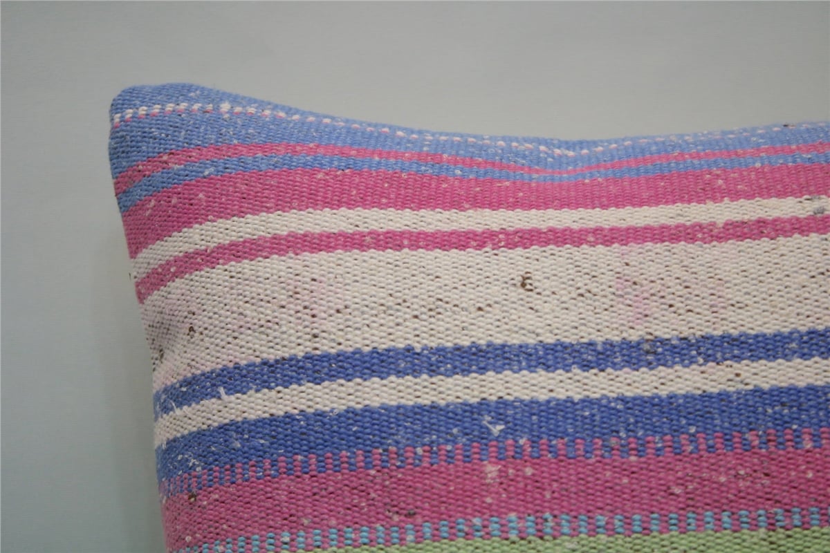 16x16 feet (40x40 cm) Kilim Pillow