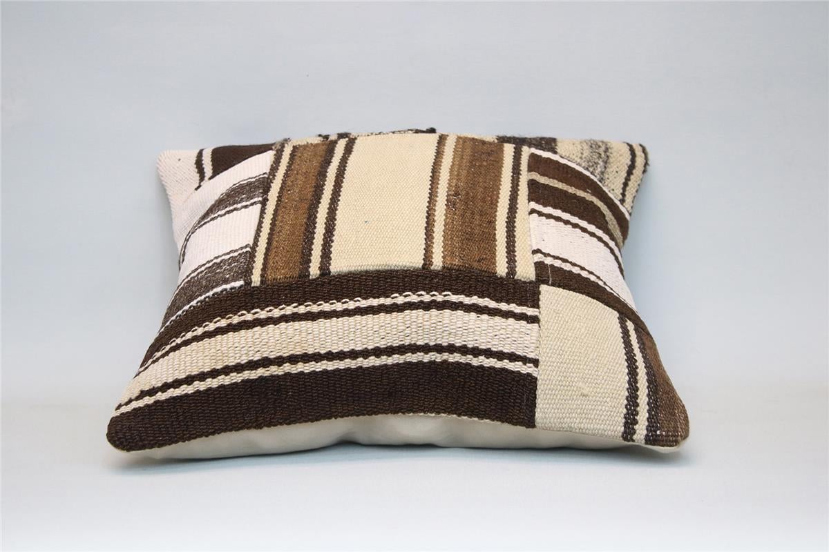 16x16 feet (40x40 cm) Kilim Pillow