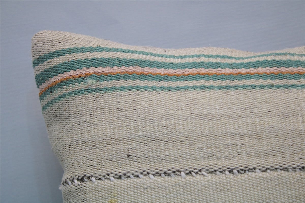 16x16 feet (40x40 cm) Kilim Pillow