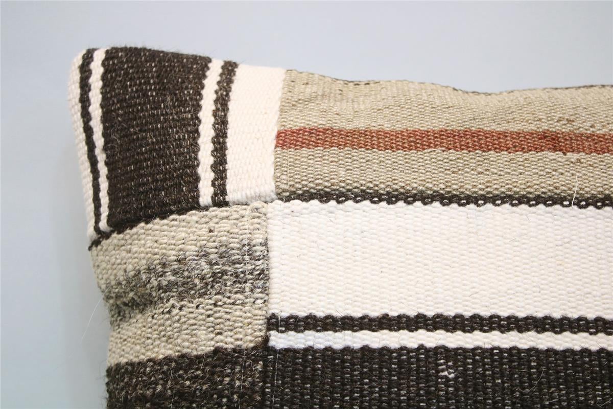 16x16 feet (40x40 cm) Kilim Pillow