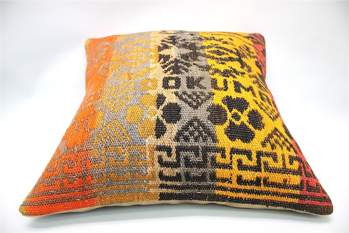 16x16 inches (40x40 cm) Kilim Pillow