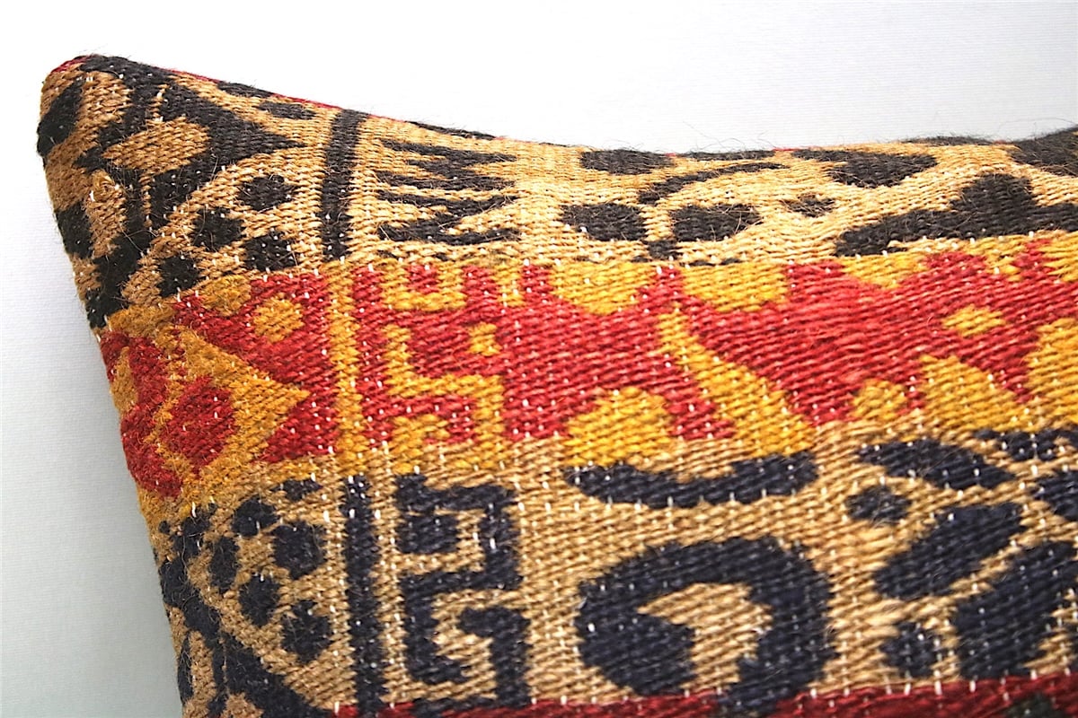 16x16 inches (40x40 cm) Kilim Pillow