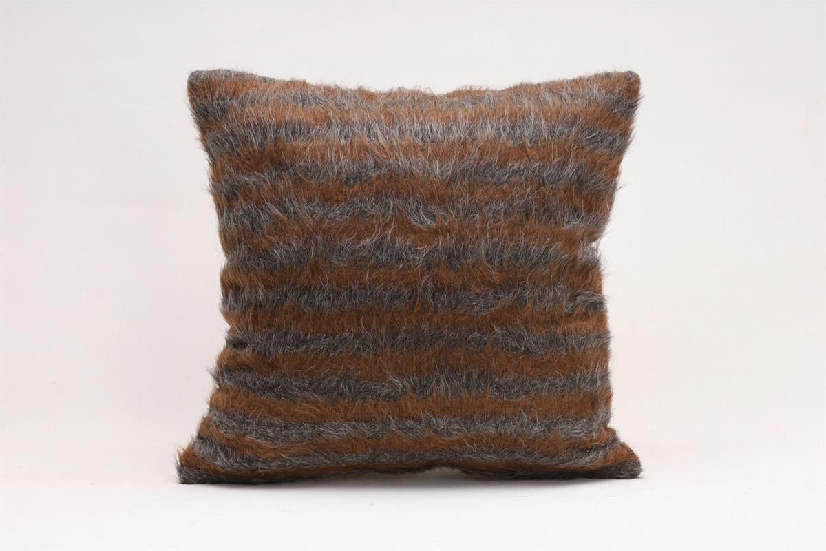 16''16'' (40x40 cm) Kilim Pillows - Vintage Handmade Kilim Pillows - Vintage Handmade Kilim Rugs - It is 100% wool. Artistic and historical rugs. Old handwoven rugs.