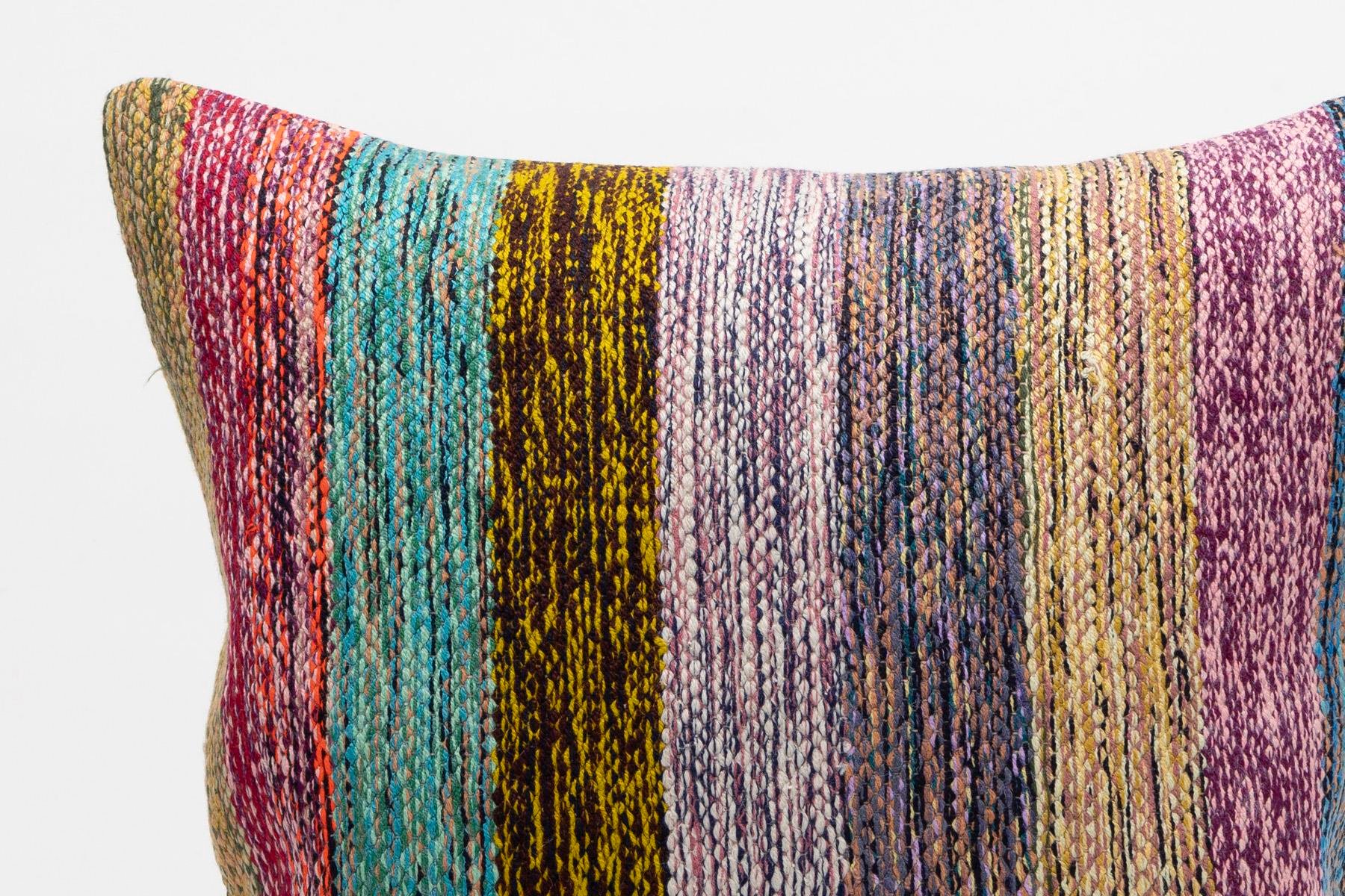 16''16'' (40x40 cm) Kilim Pillows - Vintage Handmade Kilim Pillows - Vintage Handmade Kilim Rugs - It is 100% wool. Artistic and historical rugs. Old handwoven rugs.