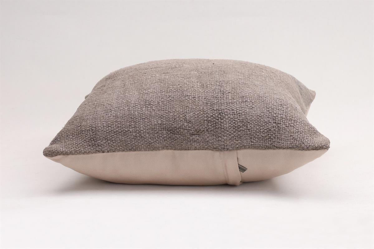 16''16'' (40x40 cm) Kilim Pillows - Vintage Handmade Kilim Pillows - Vintage Handmade Kilim Rugs - It is 100% wool. Artistic and historical rugs. Old handwoven rugs.