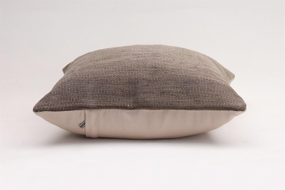 16''16'' (40x40 cm) Kilim Pillows - Vintage Handmade Kilim Pillows - Vintage Handmade Kilim Rugs - It is 100% wool. Artistic and historical rugs. Old handwoven rugs.