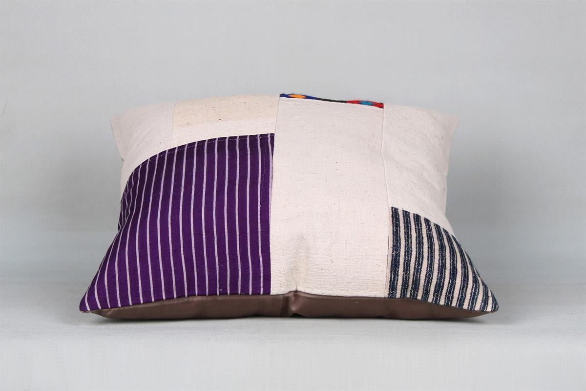 16''16'' (40x40 cm) Kilim Pillows - Vintage Handmade Kilim Pillows - Vintage Handmade Kilim Rugs - It is 100% wool. Artistic and historical rugs. Old handwoven rugs.