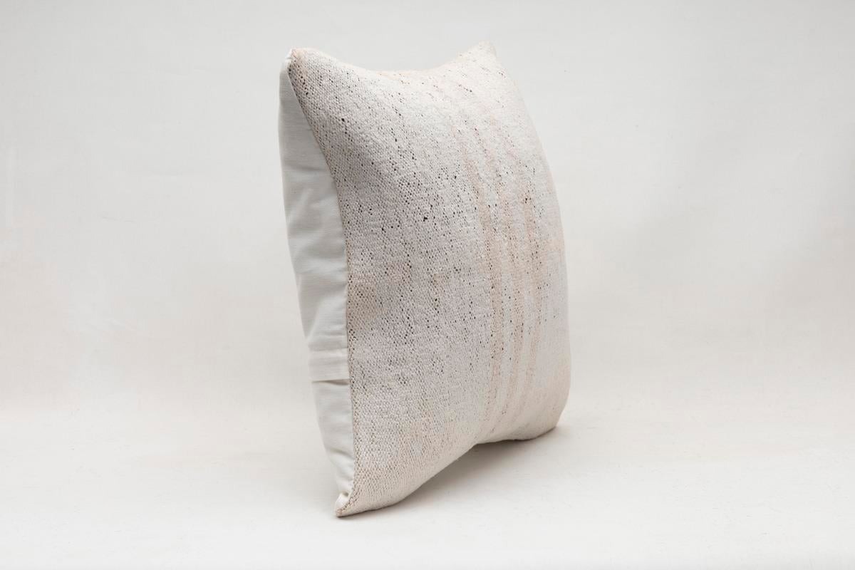 16''16'' (40x40 cm) Kilim Pillows - Vintage Handmade Kilim Pillows - Vintage Handmade Kilim Rugs - It is 100% wool. Artistic and historical rugs. Old handwoven rugs.