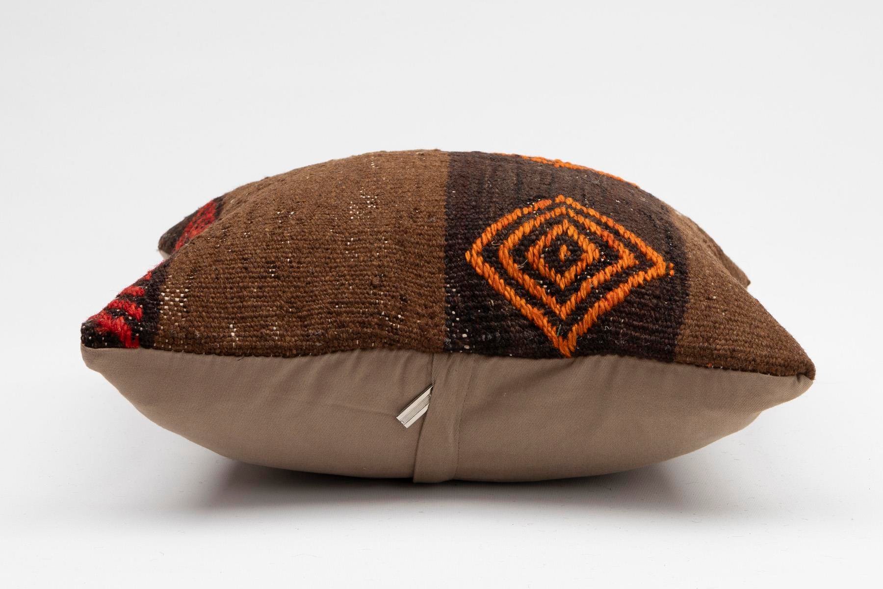 16''16'' (40x40 cm) Kilim Pillows - Vintage Handmade Kilim Pillows - Vintage Handmade Kilim Rugs - It is 100% wool. Artistic and historical rugs. Old handwoven rugs.