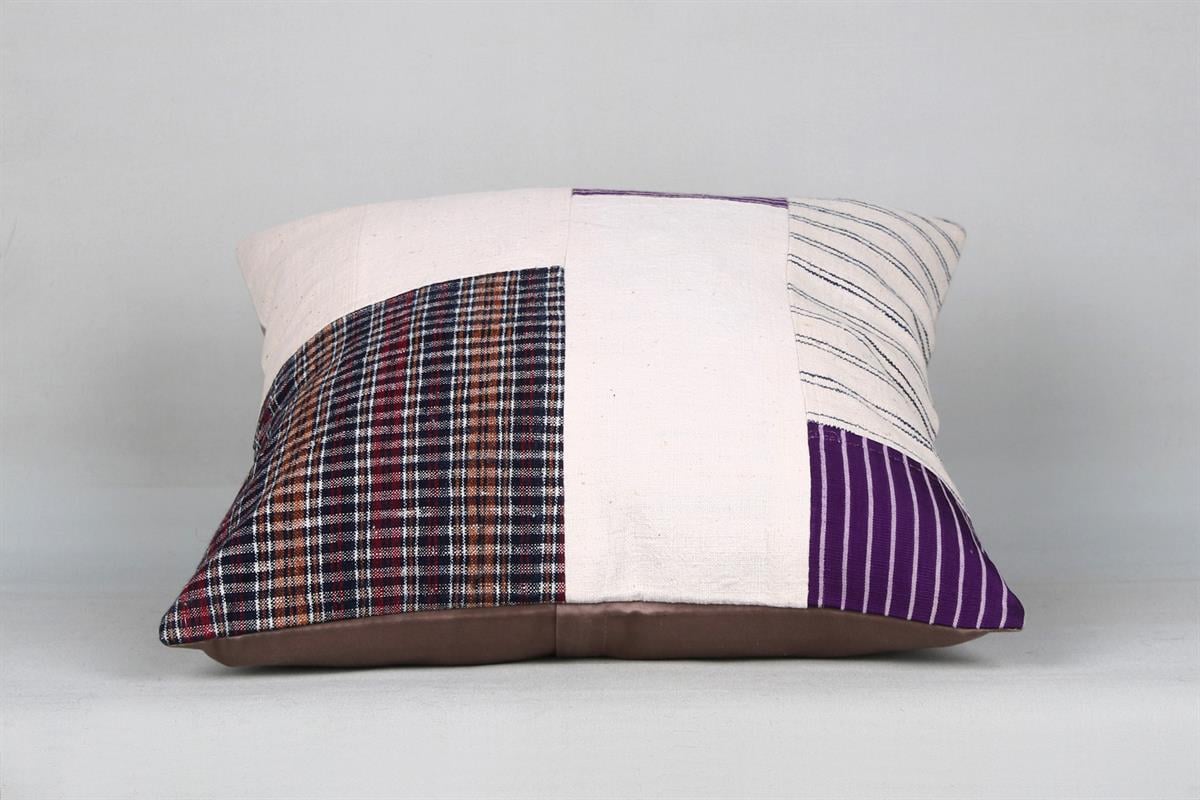 16''16'' (40x40 cm) Kilim Pillows - Vintage Handmade Kilim Pillows - Vintage Handmade Kilim Rugs - It is 100% wool. Artistic and historical rugs. Old handwoven rugs.