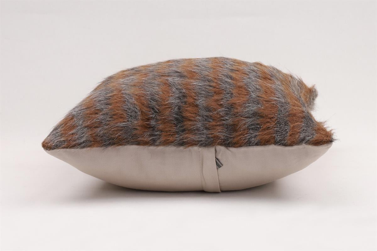 16''16'' (40x40 cm) Kilim Pillows - Vintage Handmade Kilim Pillows - Vintage Handmade Kilim Rugs - It is 100% wool. Artistic and historical rugs. Old handwoven rugs.