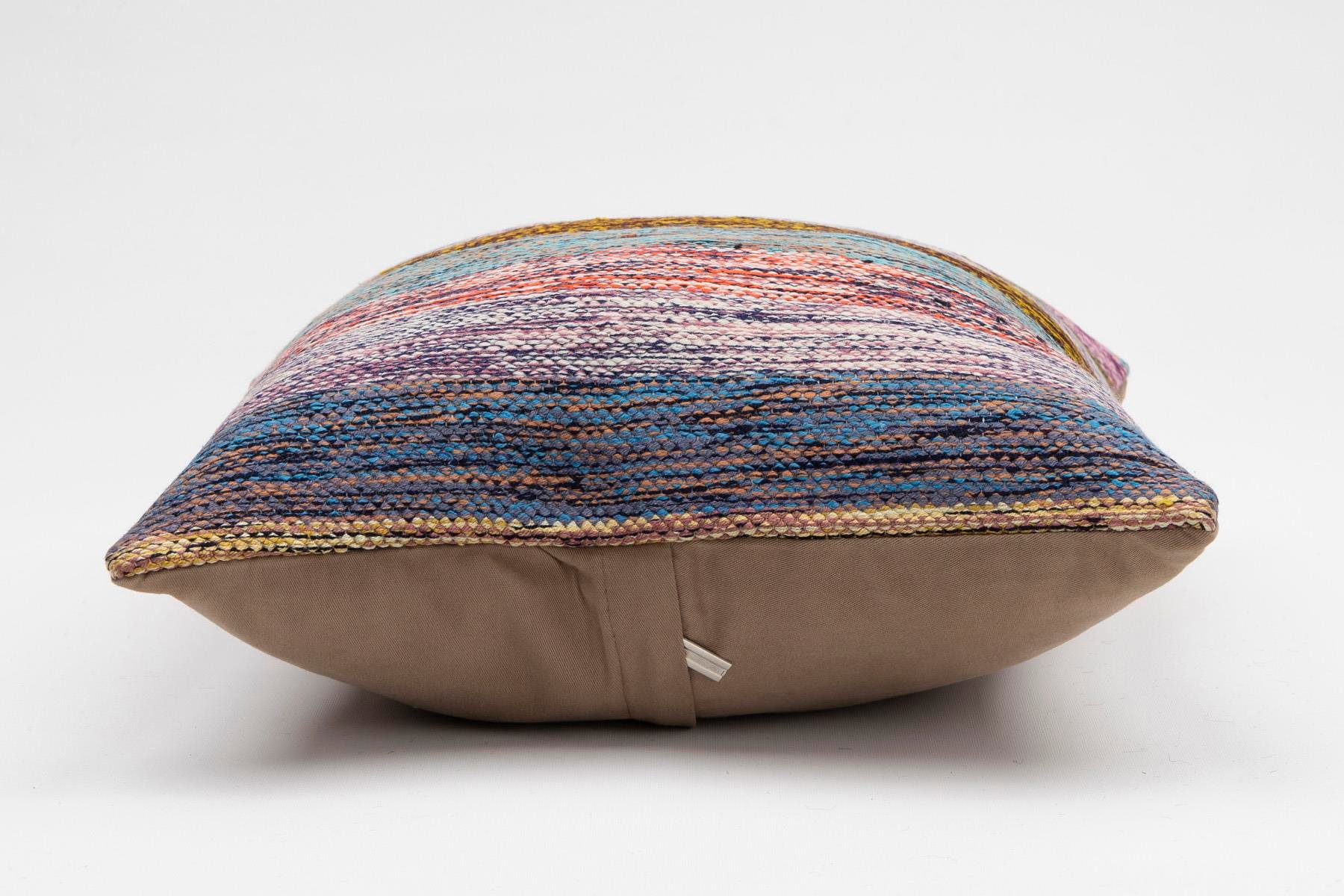 16''16'' (40x40 cm) Kilim Pillows - Vintage Handmade Kilim Pillows - Vintage Handmade Kilim Rugs - It is 100% wool. Artistic and historical rugs. Old handwoven rugs.