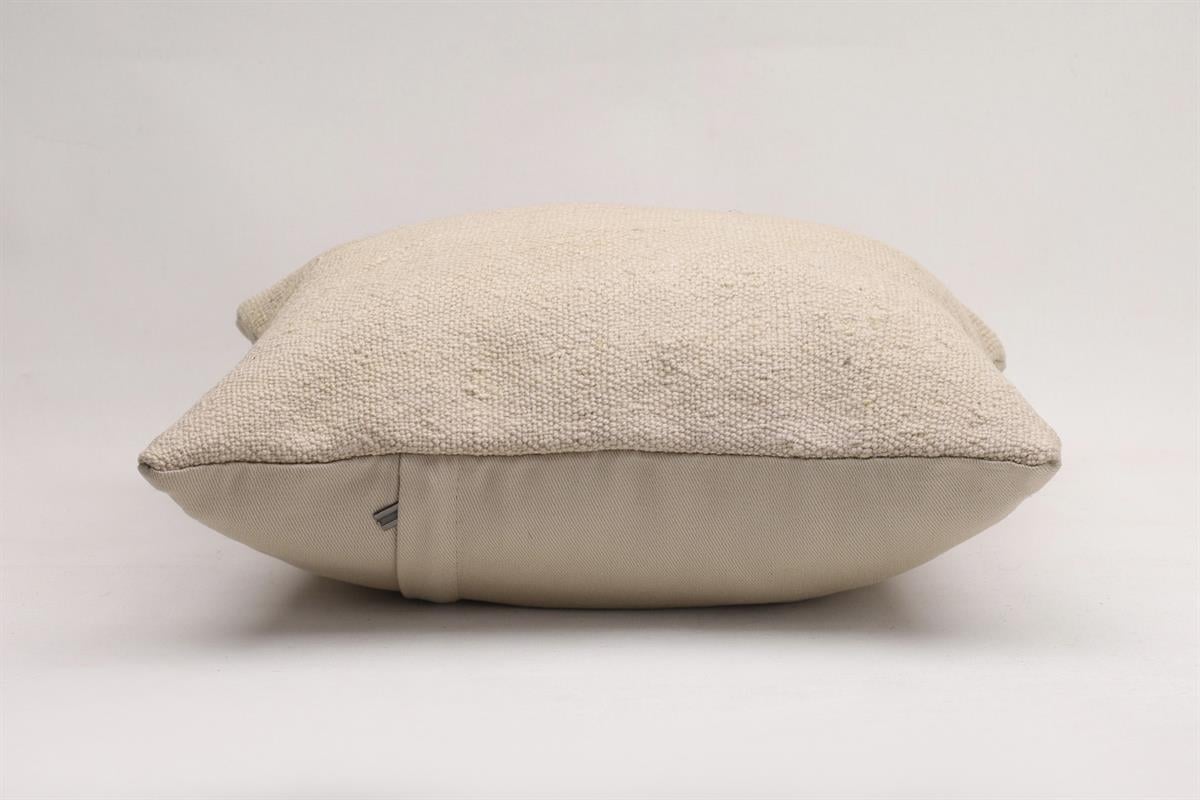 16''16'' (40x40 cm) Kilim Pillows - Vintage Handmade Kilim Pillows - Vintage Handmade Kilim Rugs - It is 100% wool. Artistic and historical rugs. Old handwoven rugs.