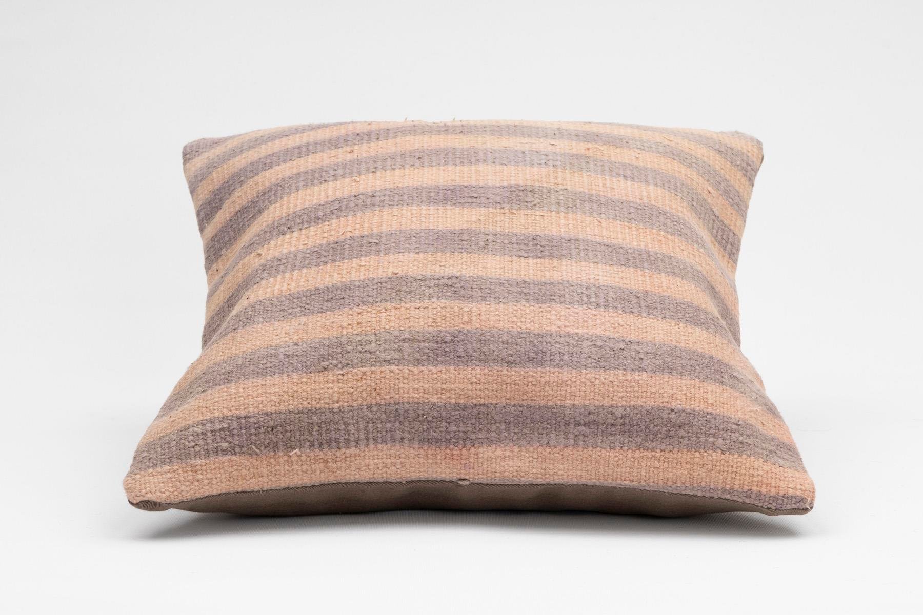 16''16'' (40x40 cm) Kilim Pillows - Vintage Handmade Kilim Pillows - Vintage Handmade Kilim Rugs - It is 100% wool. Artistic and historical rugs. Old handwoven rugs.