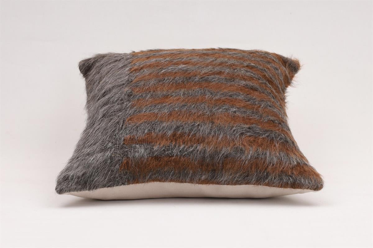 16''16'' (40x40 cm) Kilim Pillows - Vintage Handmade Kilim Pillows - Vintage Handmade Kilim Rugs - It is 100% wool. Artistic and historical rugs. Old handwoven rugs.