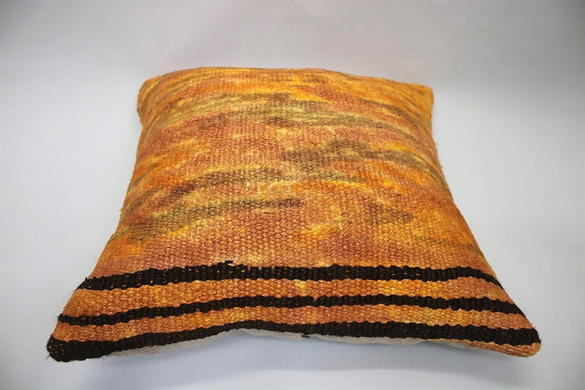 16''16'' (40x40 cm) Kilim Pillows - Vintage Handmade Kilim Pillows - Vintage Handmade Kilim Rugs - It is 100% wool. Artistic and historical rugs. Old handwoven rugs.