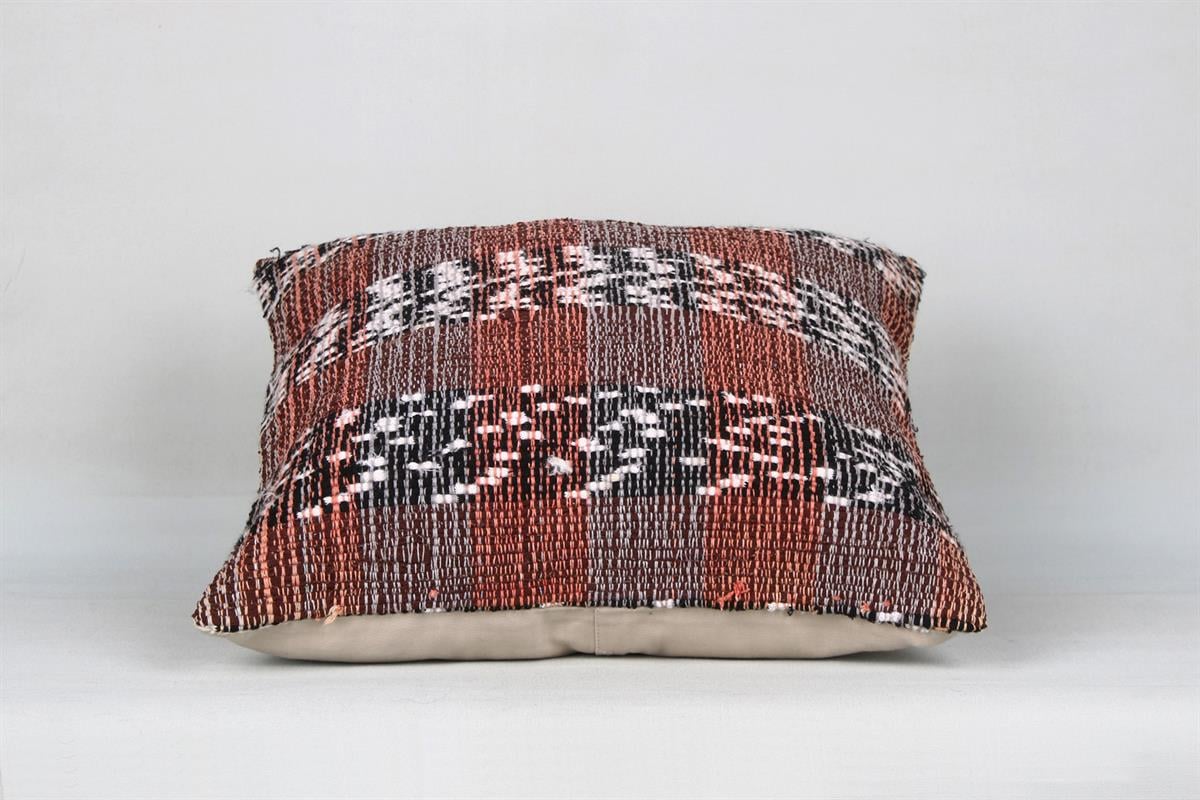 16''16'' (40x40 cm) Kilim Pillows - Vintage Handmade Kilim Pillows - Vintage Handmade Kilim Rugs - It is 100% wool. Artistic and historical rugs. Old handwoven rugs.