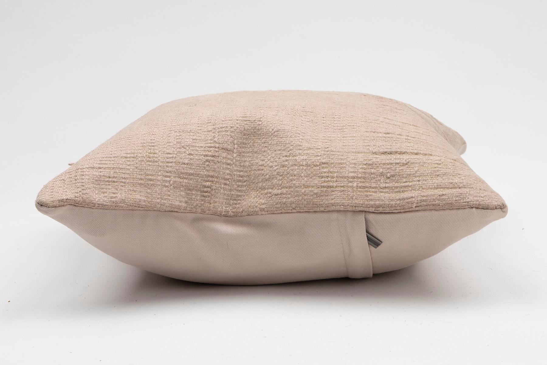 16''16'' (40x40 cm) Kilim Pillows - Vintage Handmade Kilim Pillows - Vintage Handmade Kilim Rugs - It is 100% wool. Artistic and historical rugs. Old handwoven rugs.