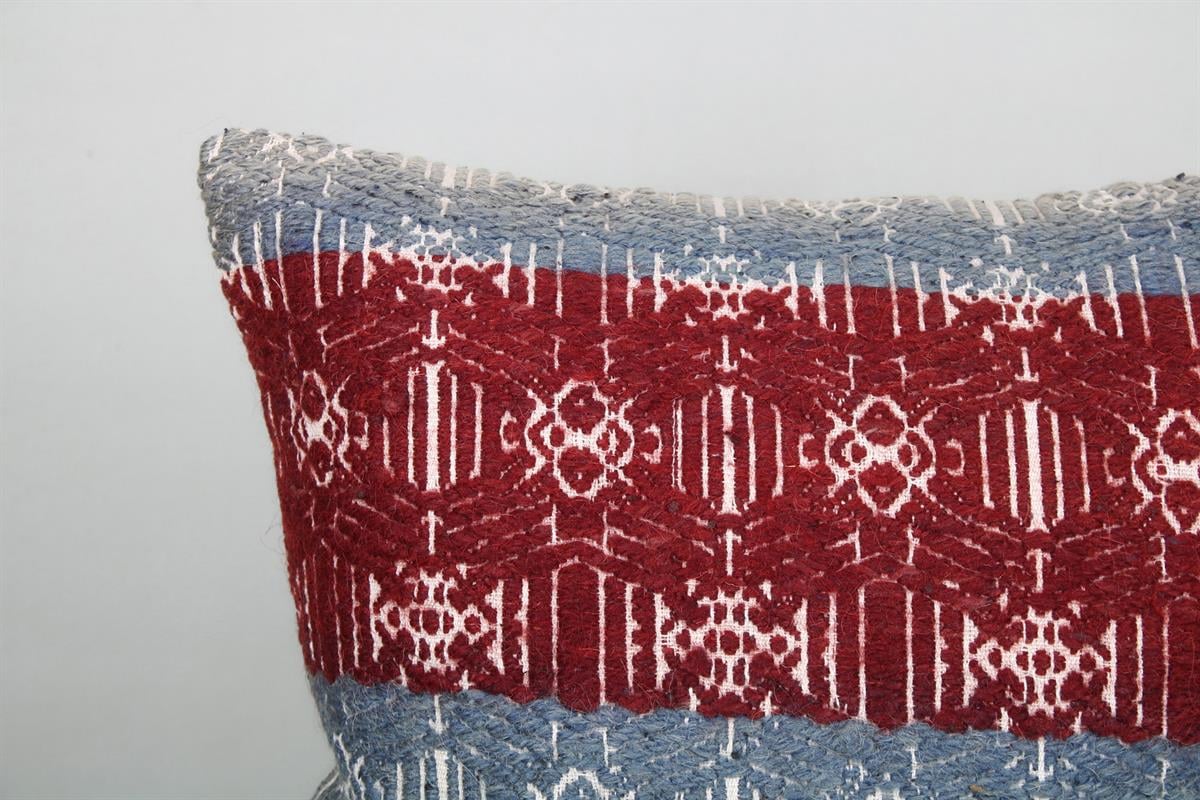 16''16'' (40x40 cm) Kilim Pillows - Vintage Handmade Kilim Pillows - Vintage Handmade Kilim Rugs - It is 100% wool. Artistic and historical rugs. Old handwoven rugs.