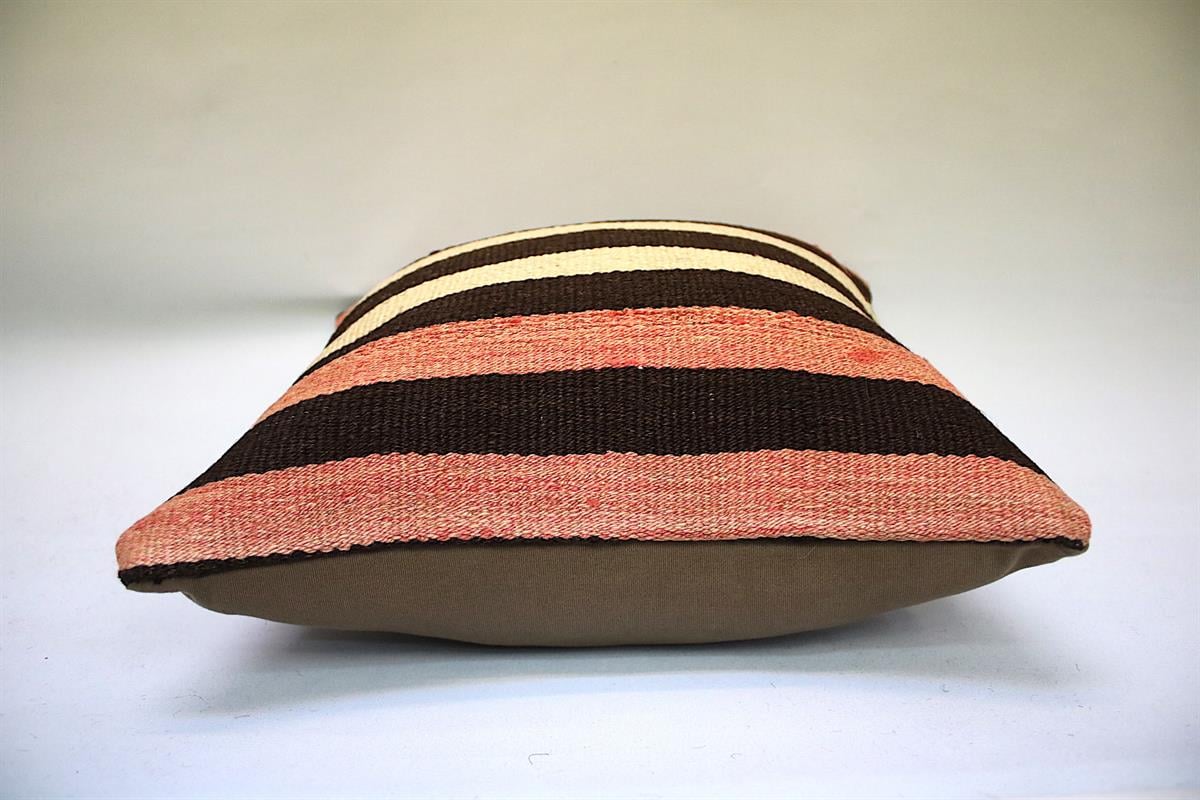 16''16'' (40x40 cm) Kilim Pillows - Vintage Handmade Kilim Pillows - Vintage Handmade Kilim Rugs - It is 100% wool. Artistic and historical rugs. Old handwoven rugs.